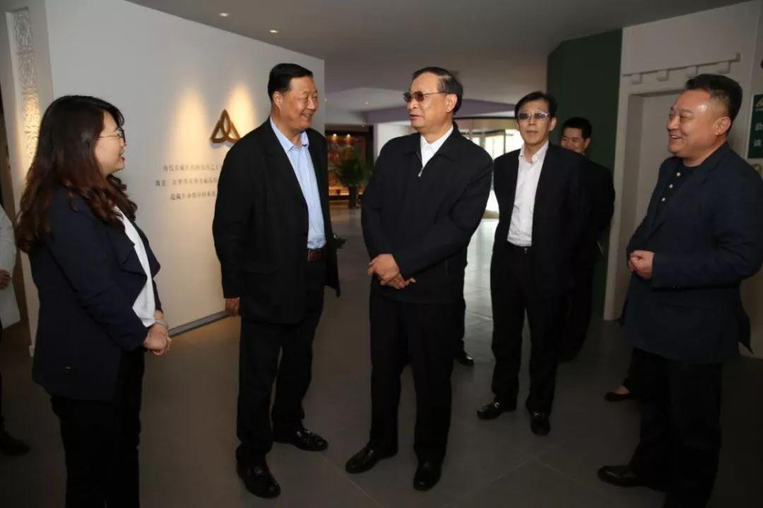 1556069800689490.jpg 1.jpg