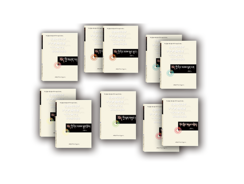 1588996058494739.png 中學(xué)生必讀叢書--微信圖片_20200509112116.png